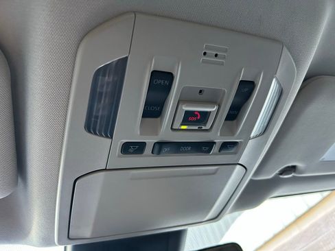 Certified 2023 Toyota Highlander XLE image 30