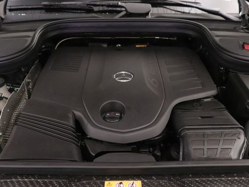 New 2026 Mercedes-Benz GLS 450 4MATIC image 11