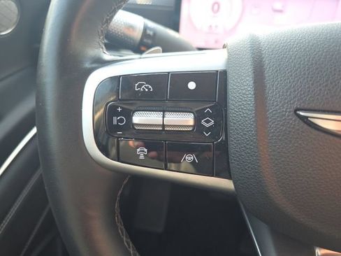 Used 2025 Genesis GV80 2.5T Standard AWD/4WD image 19