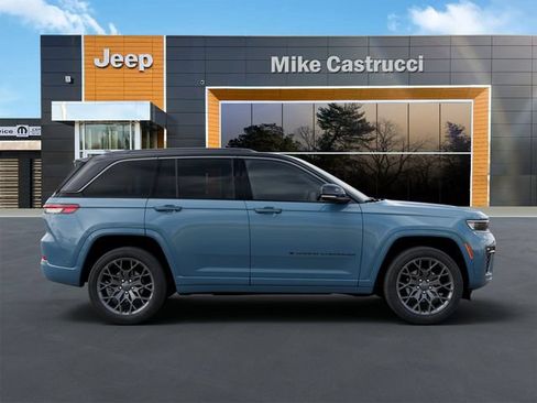 New 2026 Jeep Grand Cherokee Summit w/ Obsidian Package AWD/4WD image 21
