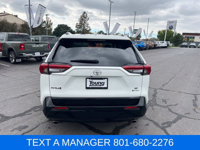 Used 2025 Toyota RAV4 SE AWD/4WD image 4