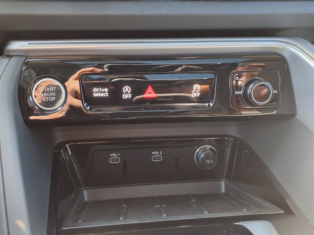 Used 2025 Audi Q5 Premium Plus AWD/4WD image 19