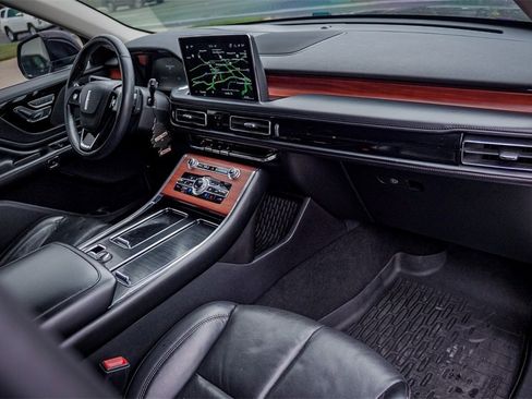 Used 2021 Lincoln Aviator Grand Touring w/ Elements Package Plus image 30