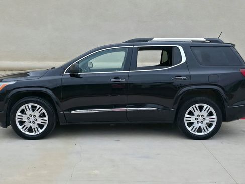 Used 2018 GMC Acadia Denali w/ Technology Package FWD image 6