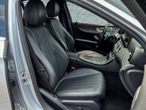 Used 2021 Mercedes-Benz E 350 4MATIC Sedan image 24