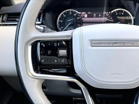 Used 2022 Land Rover Range Rover Velar R-Dynamic S image 18