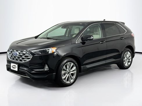 Used 2023 Ford Edge Titanium w/ Cargo Accessory Package AWD/4WD image 6