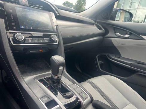 Used 2018 Honda Civic EX image 17