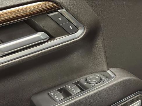 Used 2022 GMC Sierra 1500 Elevation w/ Elevation Premium Package image 20