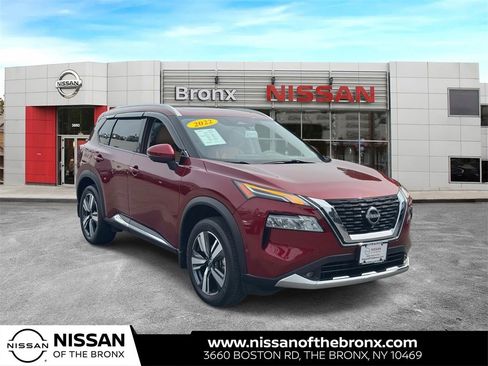 Used 2022 Nissan Rogue Platinum w/ Head-Up Display Package image 1