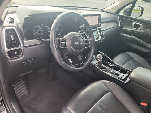 Used 2023 Kia Sorento SX FWD image 21