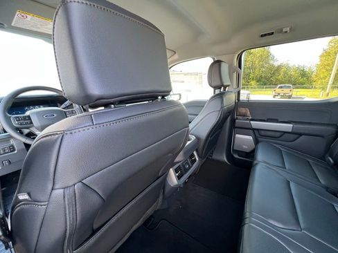 New 2026 Ford F250 Lariat w/ Chrome Package AWD/4WD image 16