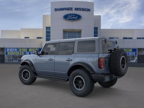 New 2025 Ford Bronco Outer Banks w/ Sasquatch Package AWD/4WD image 4