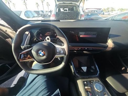 Used 2025 BMW X3 xDrive30i AWD/4WD image 8