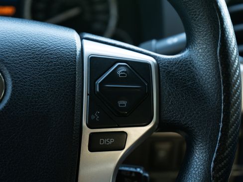 Used 2016 Toyota Tundra SR5 image 22