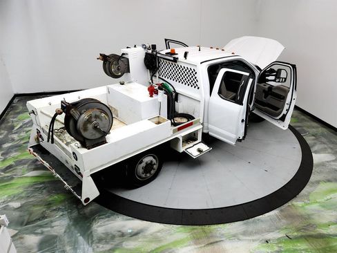 Used 2018 Ford F350 XL image 40