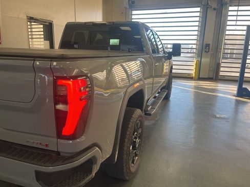 Used 2024 GMC Sierra 3500 AT4 w/ AT4 Preferred Package image 8