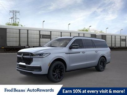 New 2025 Lincoln Navigator L Reserve w/ Jet Appearance Package