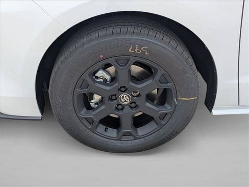 New 2026 Toyota Sienna XLE Woodland Edition AWD/4WD image 10