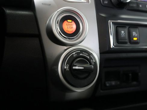 Used 2019 Nissan Titan PRO-4X image 26