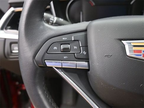 Certified 2024 Cadillac XT6 Luxury image 32