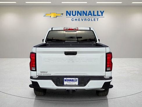 New 2025 Chevrolet Colorado LT w/ LT Convenience Package RWD image 4