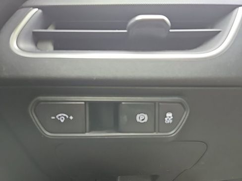 Certified 2025 Kia K4 FWD image 19