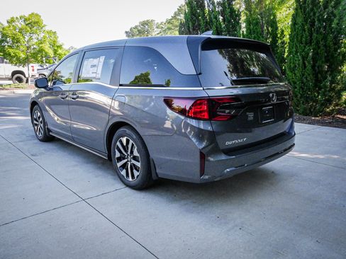 New 2026 Honda Odyssey EX-L image 8