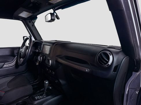 Used 2016 Jeep Wrangler Sport AWD/4WD image 26