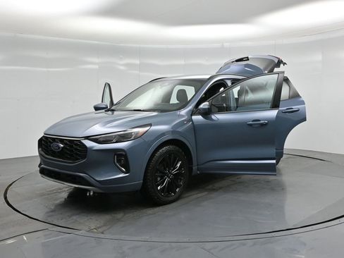 Certified 2023 Ford Escape ST-Line Elite image 30