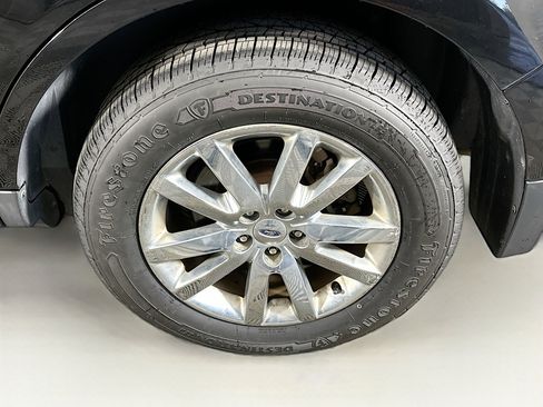 Used 2012 Ford Edge Limited image 11