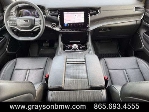 Used 2024 Jeep Wagoneer Series II w/ Convenience Group I AWD/4WD image 20