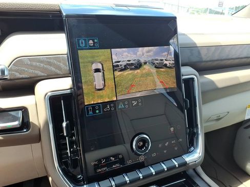New 2026 GMC Yukon Denali w/ LPO, Floor Liner Package AWD/4WD image 20