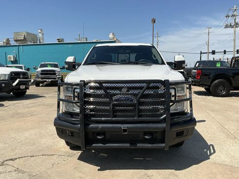 Used 2020 Ford F250 Lariat AWD/4WD image 3
