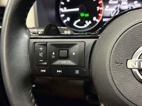 Used 2023 Nissan Rogue SV w/ SV Premium B Package AWD/4WD image 16