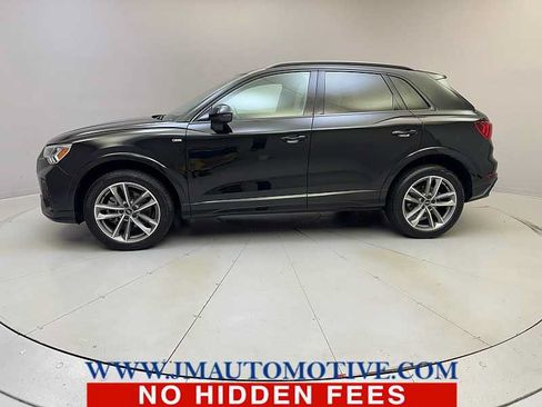Used 2023 Audi Q3 2.0T Premium AWD/4WD image 2