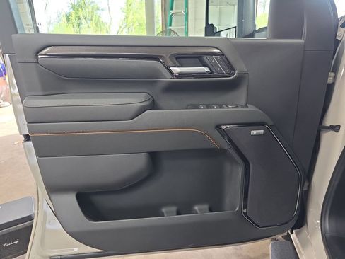 New 2026 GMC Sierra 2500 AT4 w/ AT4 Premium Plus Package AWD/4WD image 28