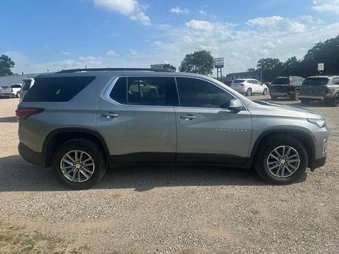 Used 2023 Chevrolet Traverse LT AWD/4WD image 8