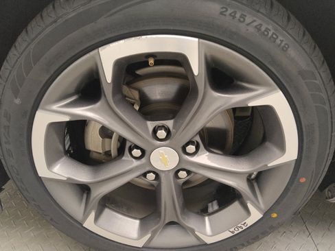 Used 2022 Chevrolet Malibu LT FWD image 31