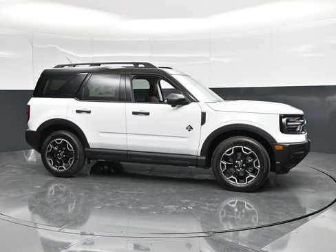 New 2026 Ford Bronco Sport Outer Banks AWD/4WD image 3