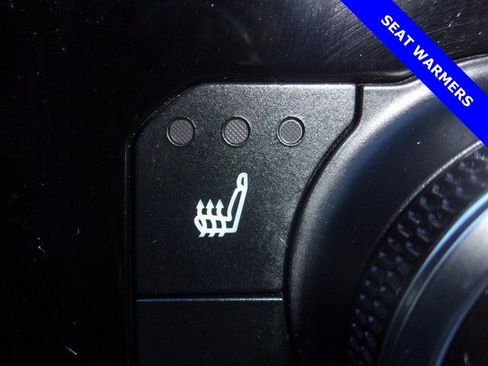 Used 2021 Toyota Highlander XSE image 10