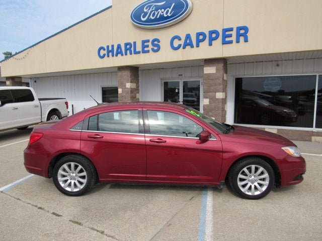 Used 2012 Chrysler 200 Touring w/ Cold Weather Group FWD image 4