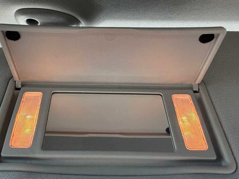 Certified 2020 RAM 1500 Classic SLT w/ Luxury Group image 34