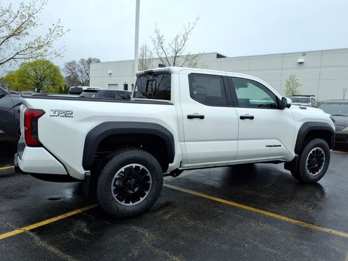 New 2026 Toyota Tacoma TRD Off-Road AWD/4WD image 8