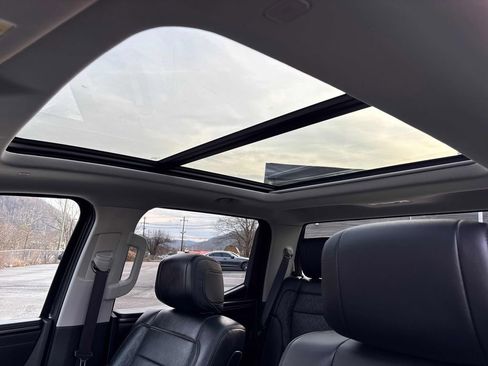 Used 2024 Toyota Tundra Limited image 14