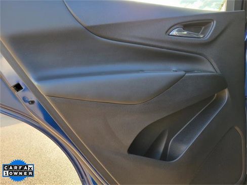 Used 2022 Chevrolet Equinox LT image 10