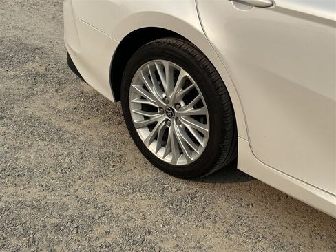 Used 2020 Toyota Camry XLE w/ Carpet Mat Package FWD image 31