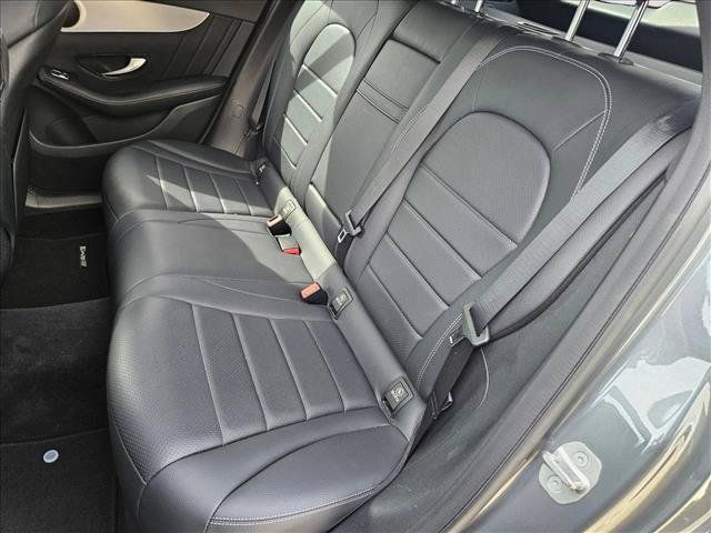 Used 2019 Mercedes-Benz GLC 300 image 14