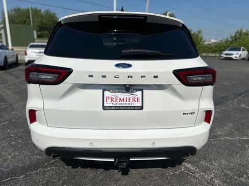 Used 2023 Ford Escape ST-Line Select w/ Tech Pack #2 AWD/4WD image 4