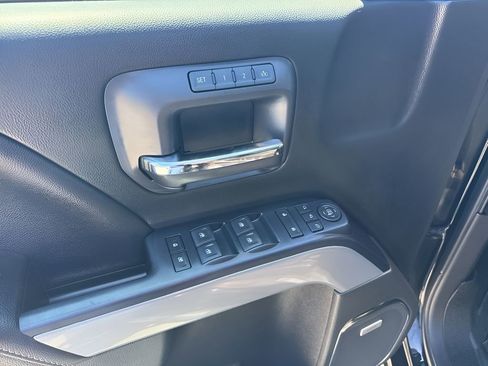 Used 2017 Chevrolet Silverado 1500 LTZ Z71 w/ LTZ Plus Package AWD/4WD image 22